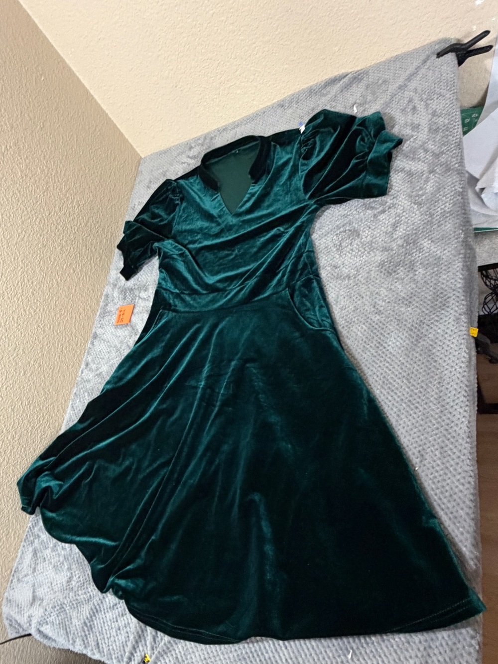 Women's Velvet V-Neck Fit & Flare Dress - Emerald Green
